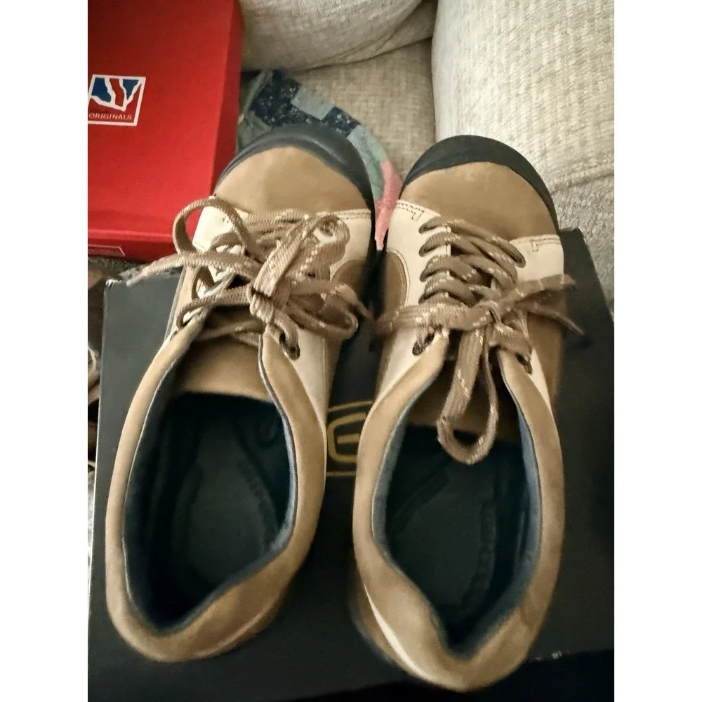 Keen Women's‎ Brown Tan Leather Casual Lace Up Shoes Vulcanized Footwear 8